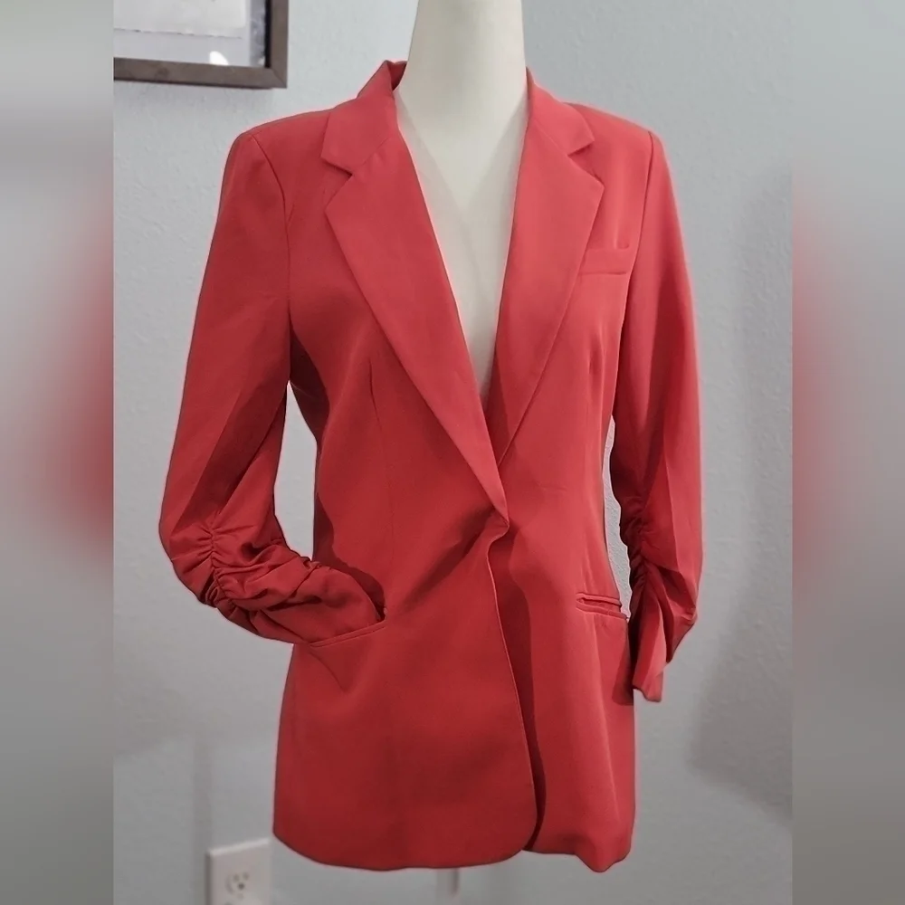 AUDREY Bright pink blazer Size Medium